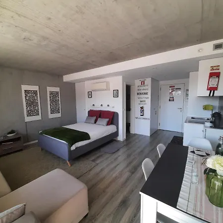 Love' In - Blanc Apartment *