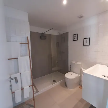 Apartment Love' In - Blanc *