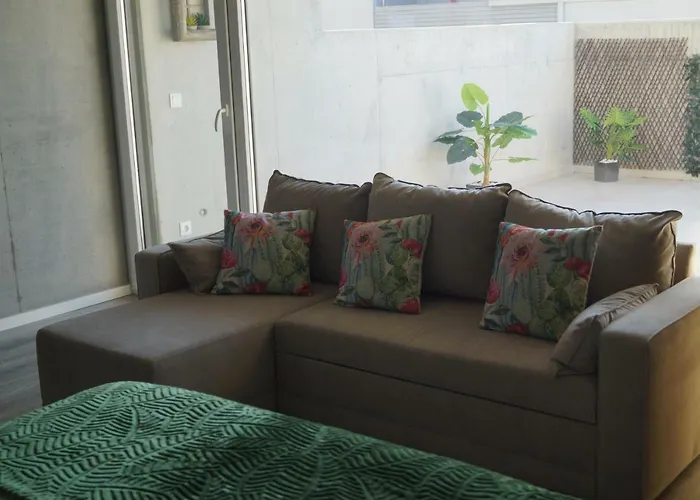 Love' In - Blanc * Aveiro